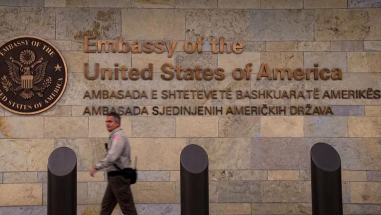 Kosovë/ Ambasada e SHBA mirëpret marrëveshjen për zbatimin e Ligjit për të huajt: Përgëzojmë angazhimin mes palëve!