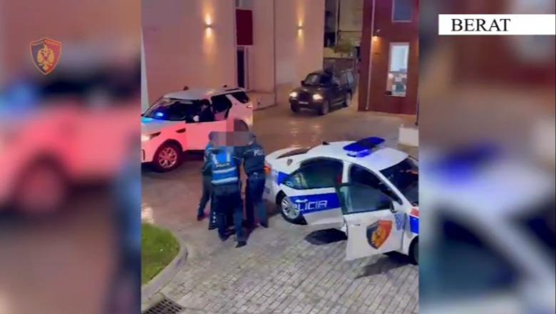 Plagosi me thikë një person, arrestohet 39-vjeçari në Berat (EMRI)