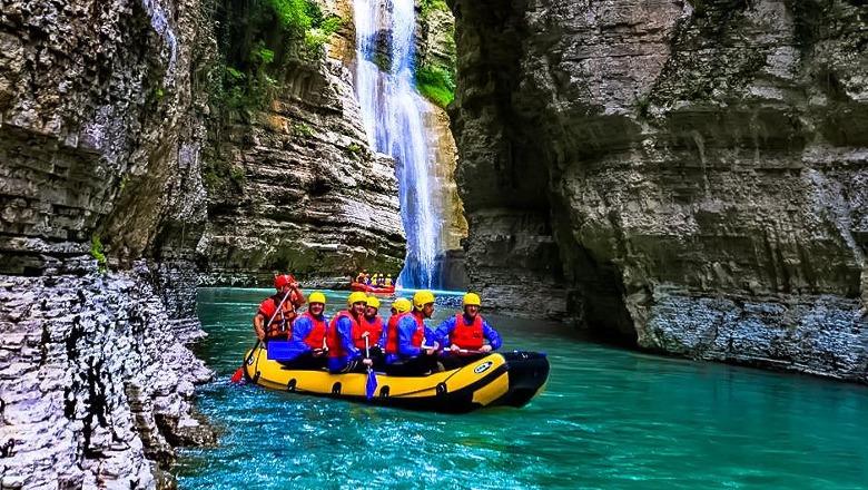 'Koloradoja e Shqipërisë', pamje spektakolare nga Kanionet e Osumit që tërheqin turistë çdo vit