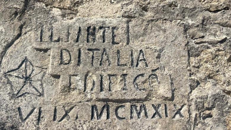 Kalaja e Kaninës në Vlorë hapet në qershor për turistët! Arkeologu: Një pllakadë kushtuar Mbretit të Italisë, Viktor Emanuel u gjet gjatë restaurimit