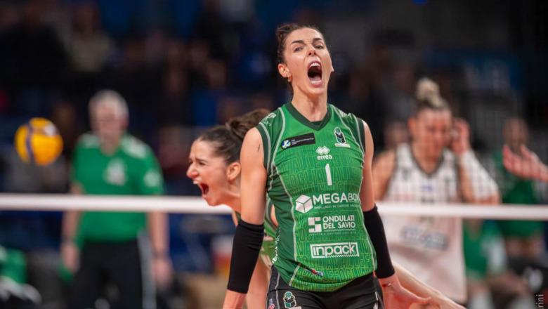 Volejboll/ Shqiptarja Erblira Bici bën historinë, fiton Challange Cup si MVP mes Athinës