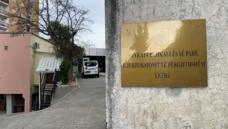 Tritoli në makinën e agjentit të krimeve në Lezhë, gjykata cakton arrest shtëpie për 32-vjeçarin