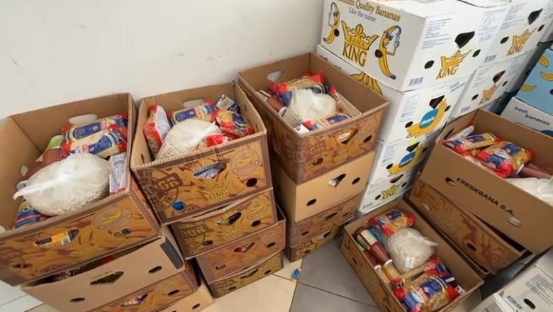 Pogradec/ Në prag të festës së Fitër Bajramit, xhamia ‘Ebu Bekër’, mbush tryezën e familjeve në nevojë! Shpërndajnë 3.5 tonë ushqime në të gjithë qytetin