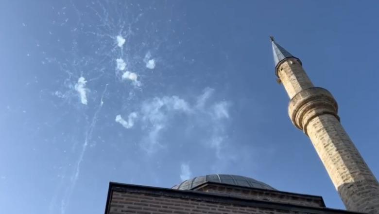 Korça feston Fitër Bajramin me fishekzjarre