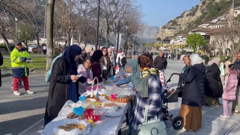 Fitër Bajrami në Berat, besimtarët organizojnë panair ëmbëlsirash për bamirësi