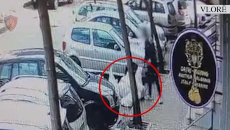 Bllokoi trotuarin me inertet e punimeve në banesën e tij, gjobitet 20 mijë lekë 33-vjeçari në Vlorë