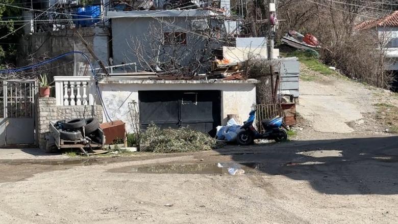 Shëngjini i Vjetër mes baltës në dimër e pluhurit në verë, bashkia: Duhet ndërhyrje për kanalizimet