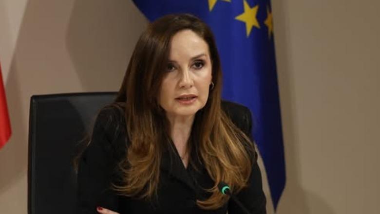 'Mbitakson shqiptarët për të mbajtur pushtetin', Tabaku hedh akuza ndaj PS-së: Shtresa e mesme po paguan faturën e një sistemi të korruptuar!