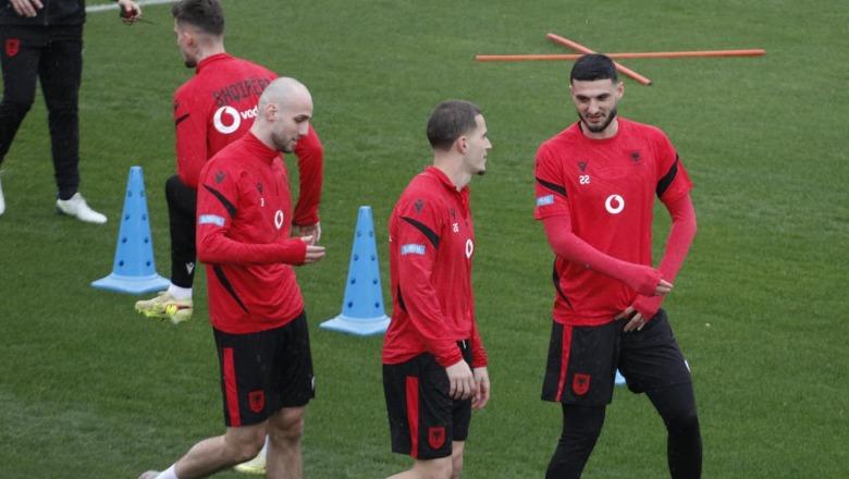 Dita e dytë e përgatitjeve, Kombëtarja stërvitet me grupin e plotë! Të mërkurën udhëtimi drejt Varshavës