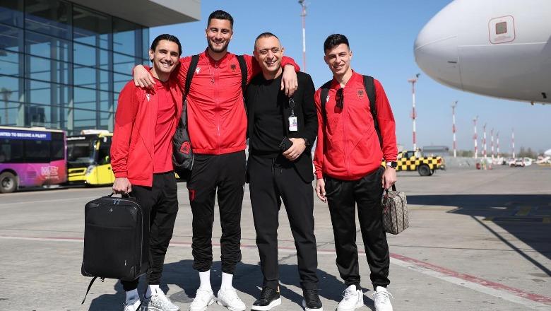 Nis rrugëtimi për ëndrrën e madhe të Kupës së Botës 2026, Kombëtarja e futbollit fluturon për në Varshavë