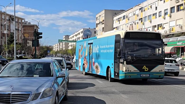 Autobus çdo 20 minuta, Shkodra teston modelin e ri të transportit publik, Beci: Fundi i një sistemi aspak funksional