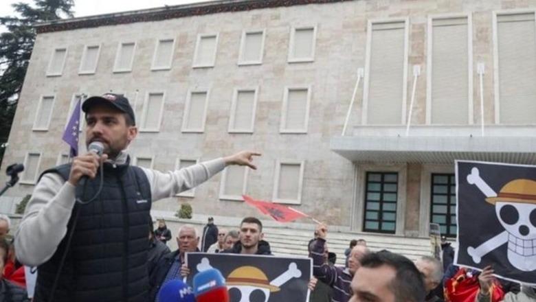 Përtej protestës së Lapaj