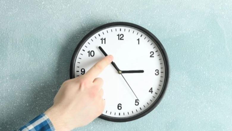 Të dielën ndryshon ora, akrepat shkojnë një orë para! Flemë më pak, por dita bëhet më e gjatë