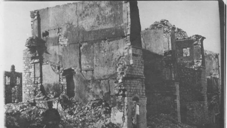 Kur historinë e manipulojnë edhe profesorët