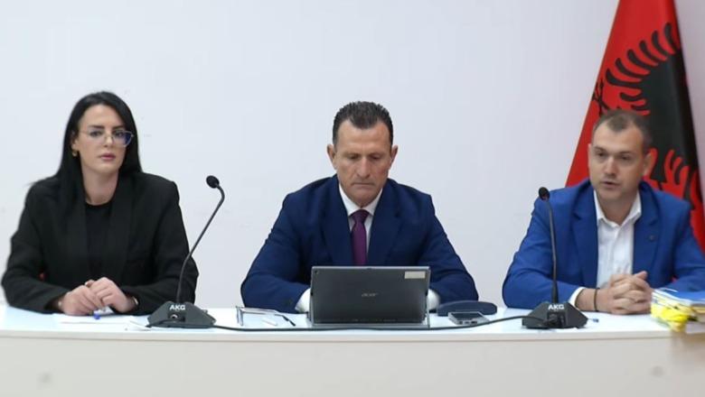 ‘Akuzat e Metës të montuara’, avokatët për aferën CEZ-DIA: Do publikojmë videon e një politikani që merr para