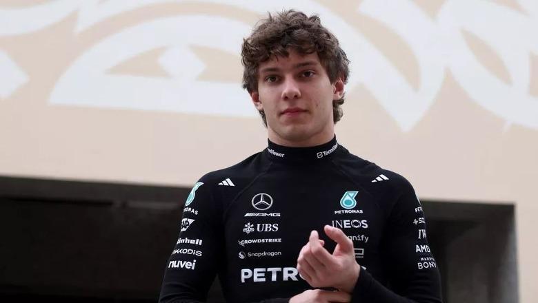 'Pole' i dytë radhazi, talenti Antonelli: Kam flutura në stomak, tani vëmendja te gara