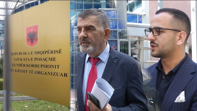 Njëri mungon, të gjithë vuajnë! Shqetësuese ndëshkimi kolektiv për zvarritjet në gjyqe, avokatët kërkojnë ndryshim! Gjyqtari i GJKKO: Shkel të drejtat e njeriut! Kushtetuesja nuk e trajton këtë problem