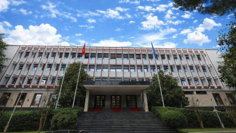 Lufta, ministria e Jashtme përsërit thirrjen për shqiptarët: Shmangni çdo udhëtim jo të domosdoshëm në Lindjen e Mesme