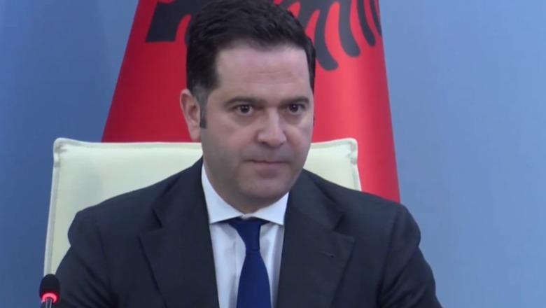 Si do funksionojë ulja e akcizës? Malaj: Kur çmimi i naftës kalon 220 lekë, Bordi do të ulë me 8 lekë akcizën