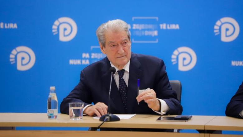 ‘Grusht njerëzisht që shiten’, Berisha për valën e përjashtimeve në PD: I shërbyen partisë së krimit, s’i pranojmë në gjirin tonë