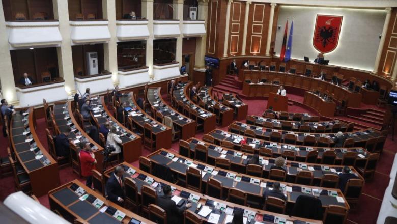 LIVE TV- Kuvend/ PD: Drejtori i Policisë së Shtetit u emërua nga Balluku! Lamallari: Oficer karriere, procesi u monitorua nga partnerët 