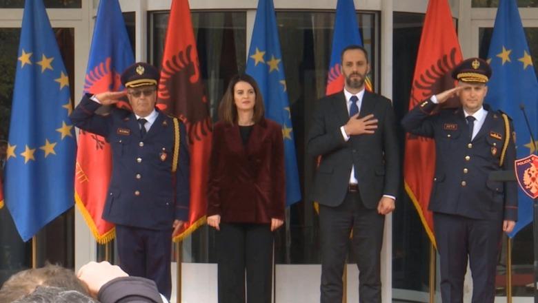 U emërua drejtor i Policisë së Shtetit, Skënder Hita merr detyrën! Koçiu: Uniforma mbahet vetëm nga ata që e meritojnë