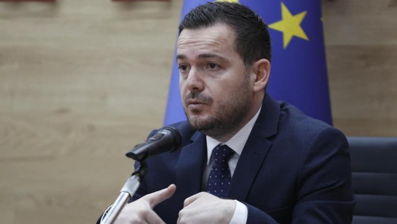 Qeveria heq skemën e naftës, Salla: Kemi rritur mbështetjen për tufat