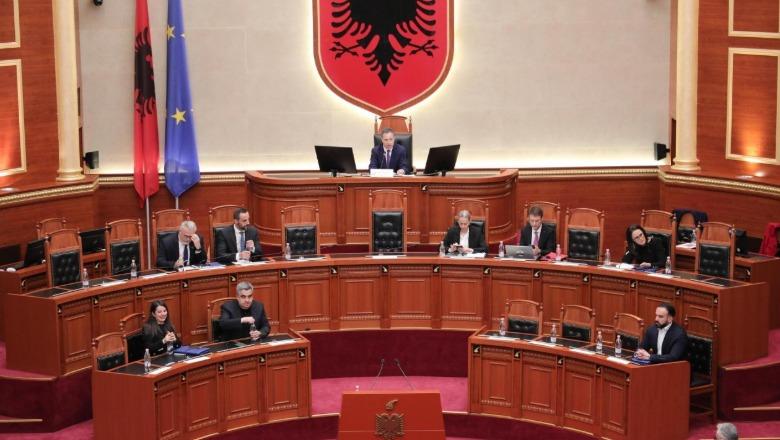 Lamallari përballë 3 deputetëve në Kuvend të enjten, në rend dite edhe interpelanca Tabaku-Rama! Zgjidhen edhe anëtarë të Bordit të Autoritetit të Konkurrencës dhe AKEP
