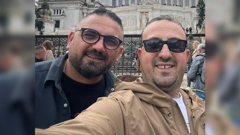 Deputeti demokrat në zi, Saimir Korreshi humbet njeriun e zemrës: Të Allahut jemi e te ai do shkojmë, vëllai im