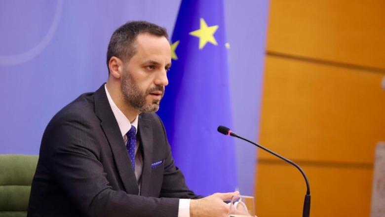 Ministri Lamallari: Prej kohësh Policia e Shtetit ka marrë masa për rritjen e sigurisë! S’jemi gati për të lejuar lëvizjen e lirë të monopatinave