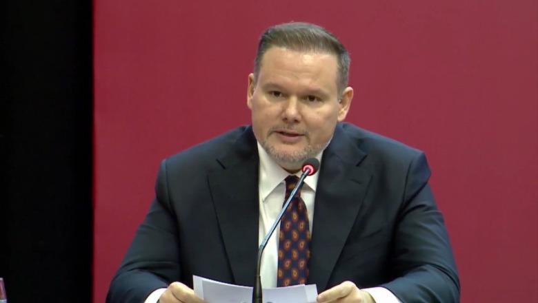 Rama në takim me kryebashkiakët, Demo: 50% e bashkive kanë miratuar zonat prioritare! Financim me kredi për hapësirat e parkimit