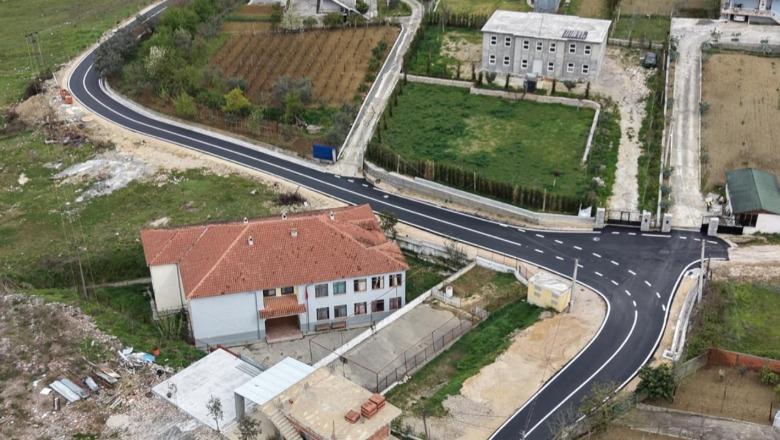 Përfundon rruga e re në Vorë, Balla: I shërben rreth 400 banorëve edhe një numri të madh biznesesh