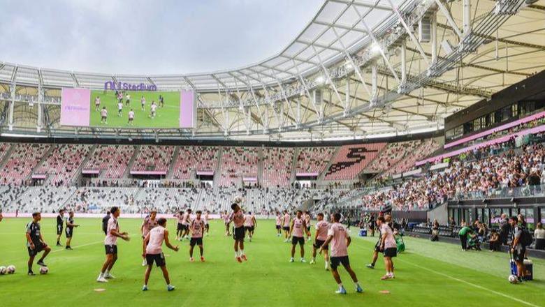 VIDEO/ Inaugurohet stadiumi 1 miliard dollarësh i Inter Miamit, tribunë speciale për Lionel Messi