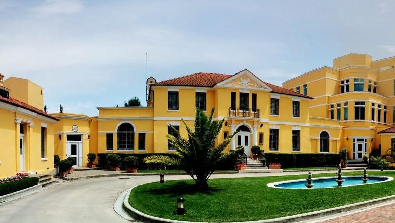 Ambasada e SHBA në Tiranë uron Pashkët: Vlerësojmë mënyrat e shumta se si komunitetet e kremtojnë këtë festë