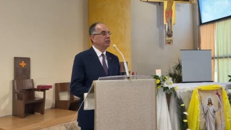 Presidenti Begaj uron besimtarët nga Shëngjini në ditën e Pashkës: Harmonia fetare në Shqipëri, gurë-themeli i shoqërisë sonë