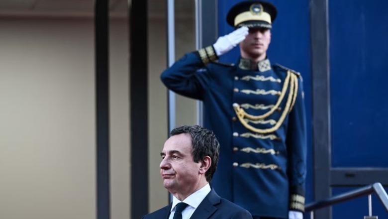 Analiza: A mund të detyrohet Kosova të zgjedhë mes SHBA-së dhe BE-së?