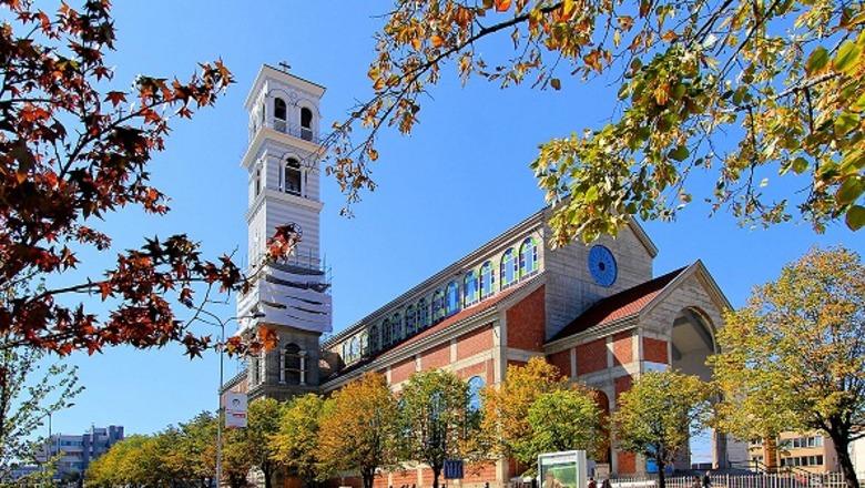 Kosova feston Pashkët mes thirrjeve për stabilitet dhe dialog, Ipeshkvi Dodë Gjergji: Të jemi më të përgjegjshëm për të ruajtur sigurinë e vendit!