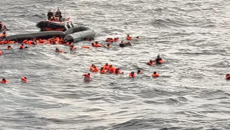 Tragjedi e rëndë në Mesdhe, 80 migrantë të zhdukur e 32 të shpëtuar