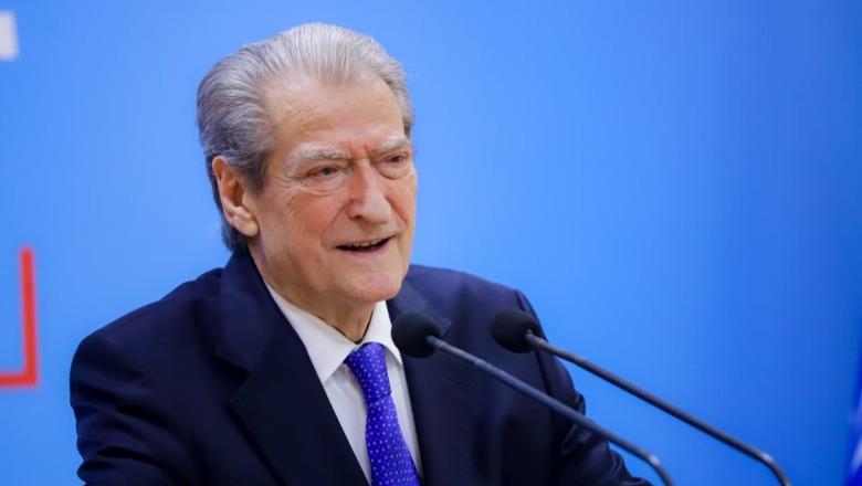 Protesta e fermerëve para Ministrisë, Berisha: T’u jepet naftë pa taksa