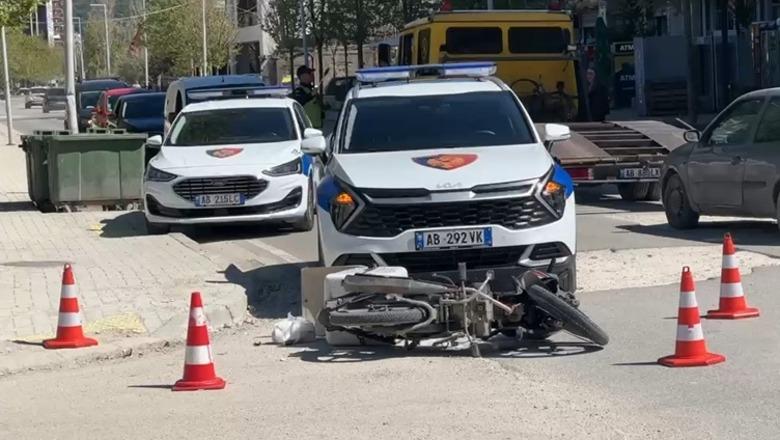 Aksident në rrugën e Plazhit të Vjetër në Vlorë, plagoset lehtë motorristi