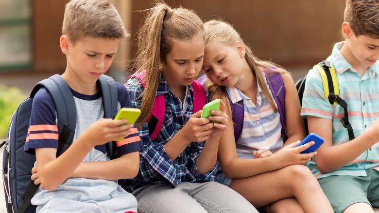 Greqia ndalon mediat sociale për fëmijët nën 15 vjeç nga 1 janari i 2027-ës, Mitsotakis: Diçka e vështirë por e domsodoshme