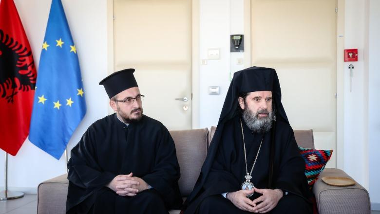 Pashkët ortodokse, Ambasadori i BE-së takohet me Kryepeshkopin Joan, Gonzatto: Bashkëjetesa fetare, kyçe për Shqipërinë