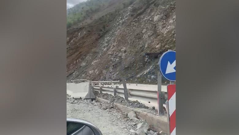 Rrëshqitje dherash në Librazhd, shkak punimet që po bëhen për Korridorin e VIII