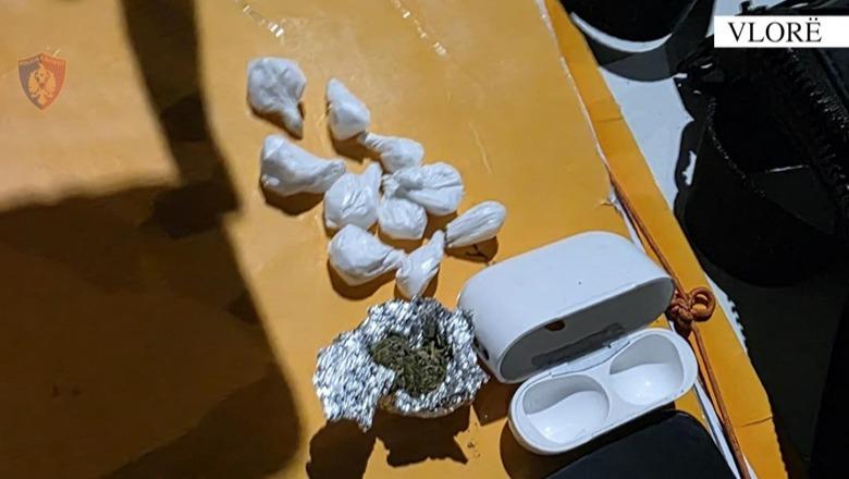 Arrestohet 17-vjeçari në Vlorë, i gjenden 10 doza kokaine në mbajtësen e kufjeve! Nën hetim një 16-vjeçar