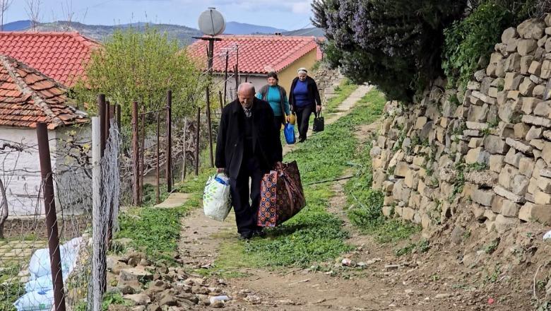 Rrugët e fshatit Selitë në Mallakastër të pakalueshme, kryebashkiaku Ismailaj: Do rikonstruktohen brenda vitit