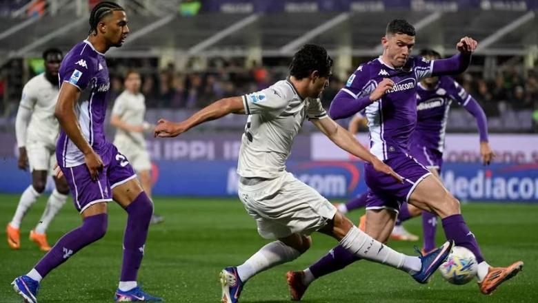 VIDEO/ Tri pikë shprese, Fiorentina fiton 1-0 kundër Lazios dhe i largohet fundit të renditjes në Serie A
