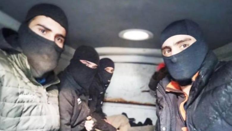 BBC zbulon skandalin: Policia greke përdor emigrantë si ‘mercenarë’ për kthime të dhunshme në kufi