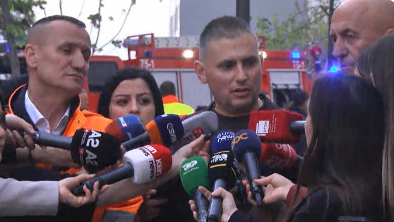 Zjarri në pallatin në Tiranë/ Kryepolici Hita: Ende s’kemi mundur të kontrollojmë të gjitha apartamentet për vlerësimin e dëmeve! Cara: Po lokalizojmë vatrat brenda banesave