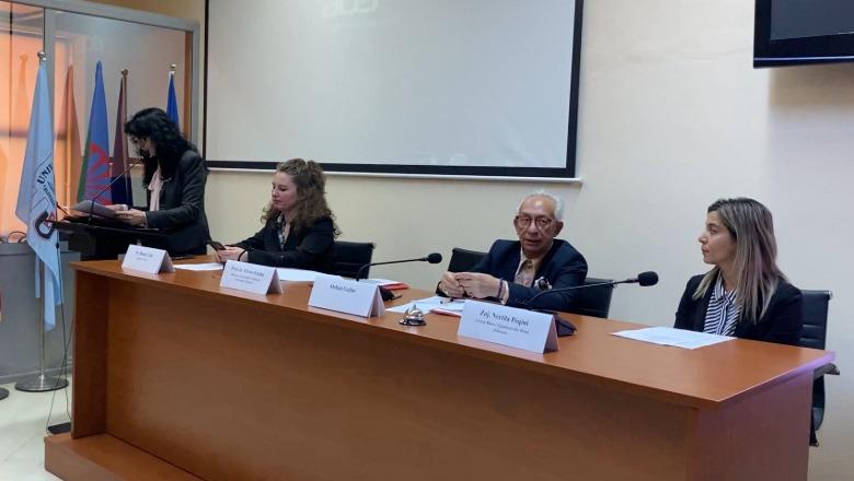 Elbasani, i vetmi vend ku gjuha rome studiohet në universitet! Pedagogët: Duhet mbështetje institucionale