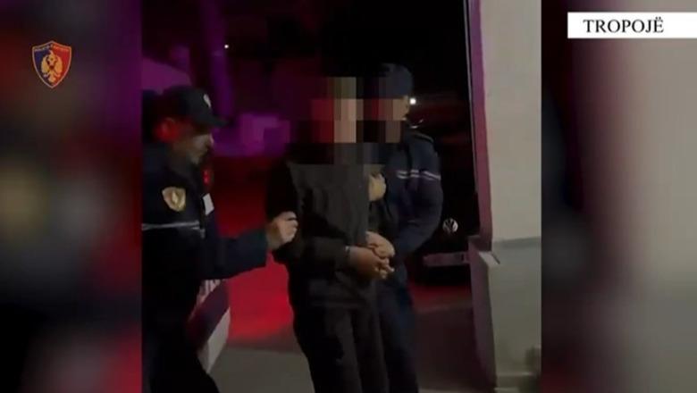 Me pistoletë me vete dhe i dehur në timon, arrestohet 23-vjeçari në Bajram Curr